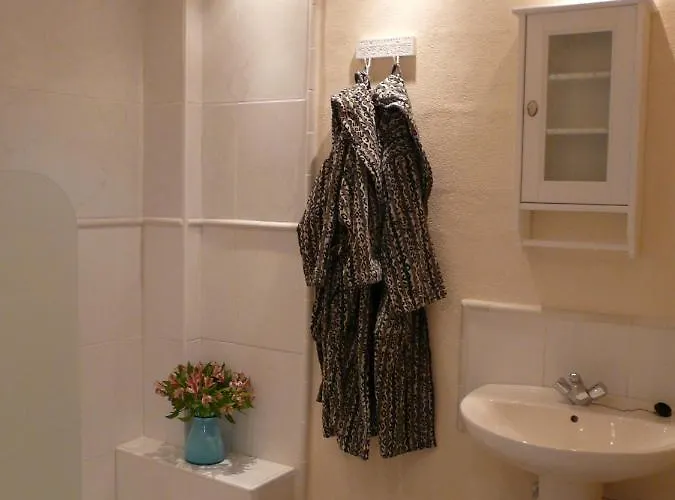 Casa Flora Garden Apartment